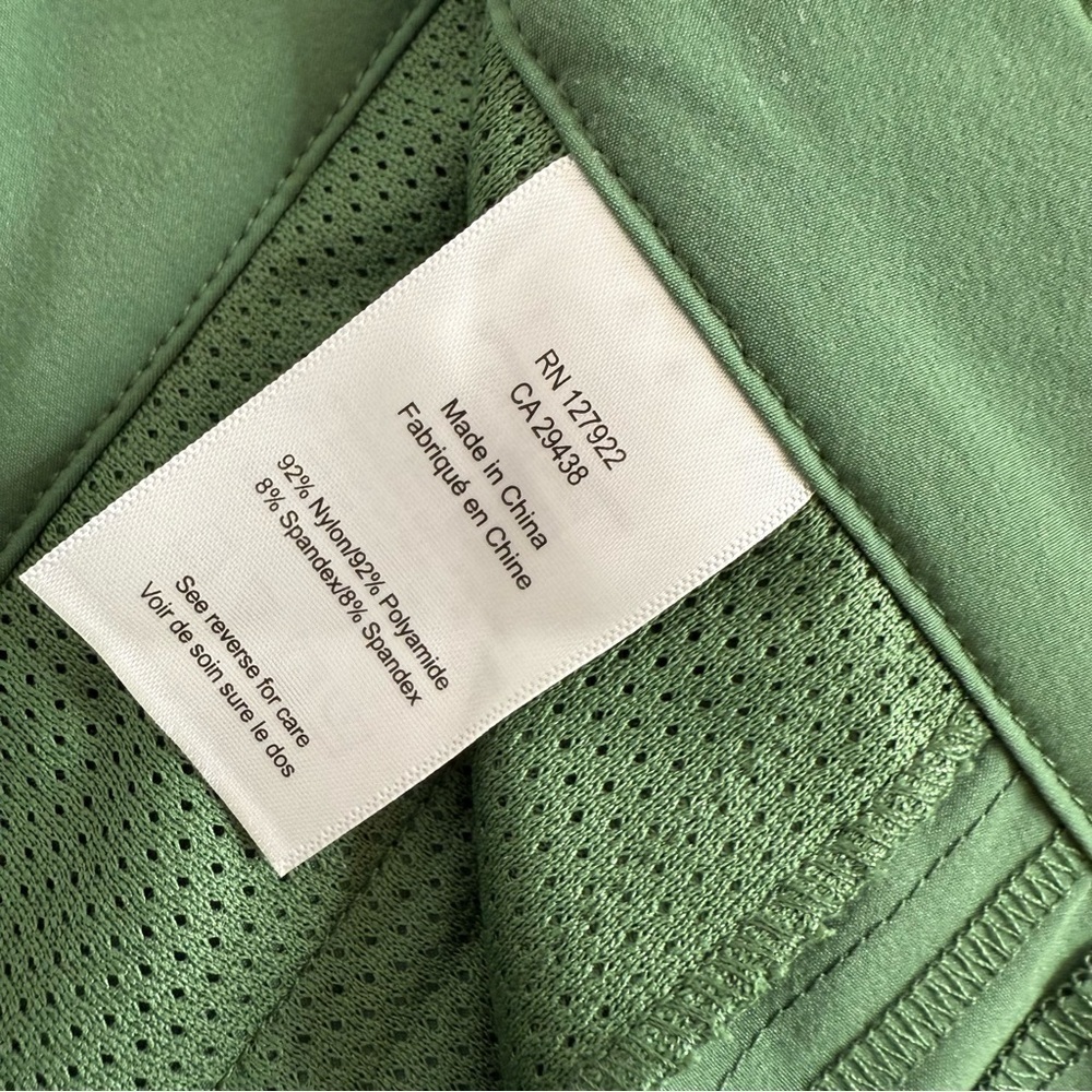 Mountain Khakis Green Lagoon Trail Shorts Classic Fit- Size 4 NWT - Picture 11 of 16